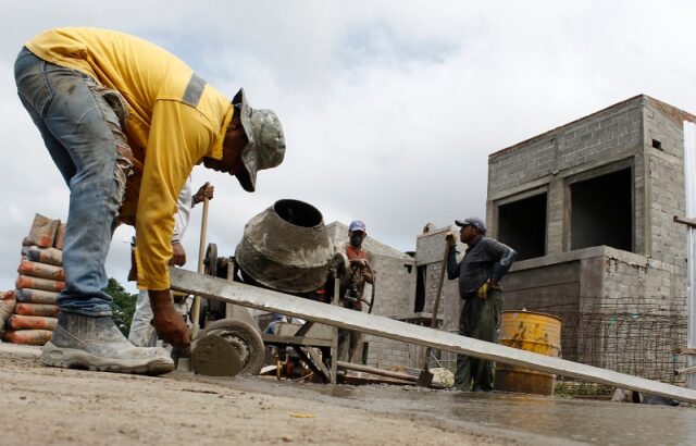 El sector de la construcción tiene una de las cadenas de valor más amplia de la economía, además involucra al sector privado y público. En Valledupar, las mejores cifras de ocupación laboral se dieron a la par del auge de la construcción.